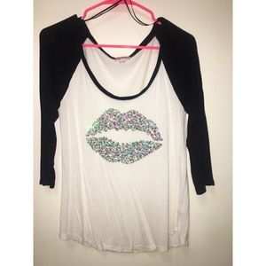 Quarter sleeved Juicy Couture tee